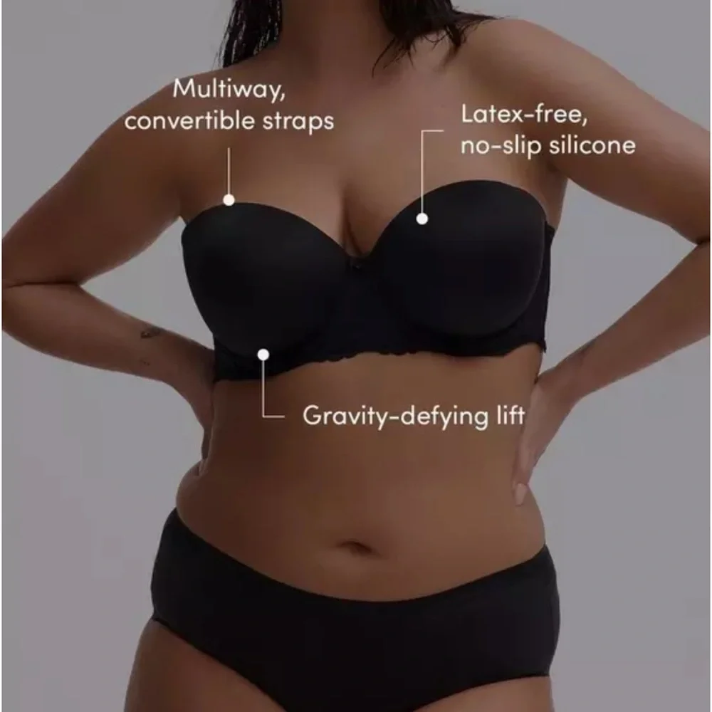 Torrid Strapless Lightly Lined Smooth Bra Black 40G Staple Bra